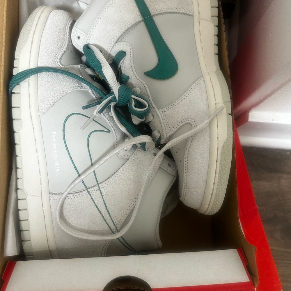 Nike Dunk High SE in Light Bone and Green Noise